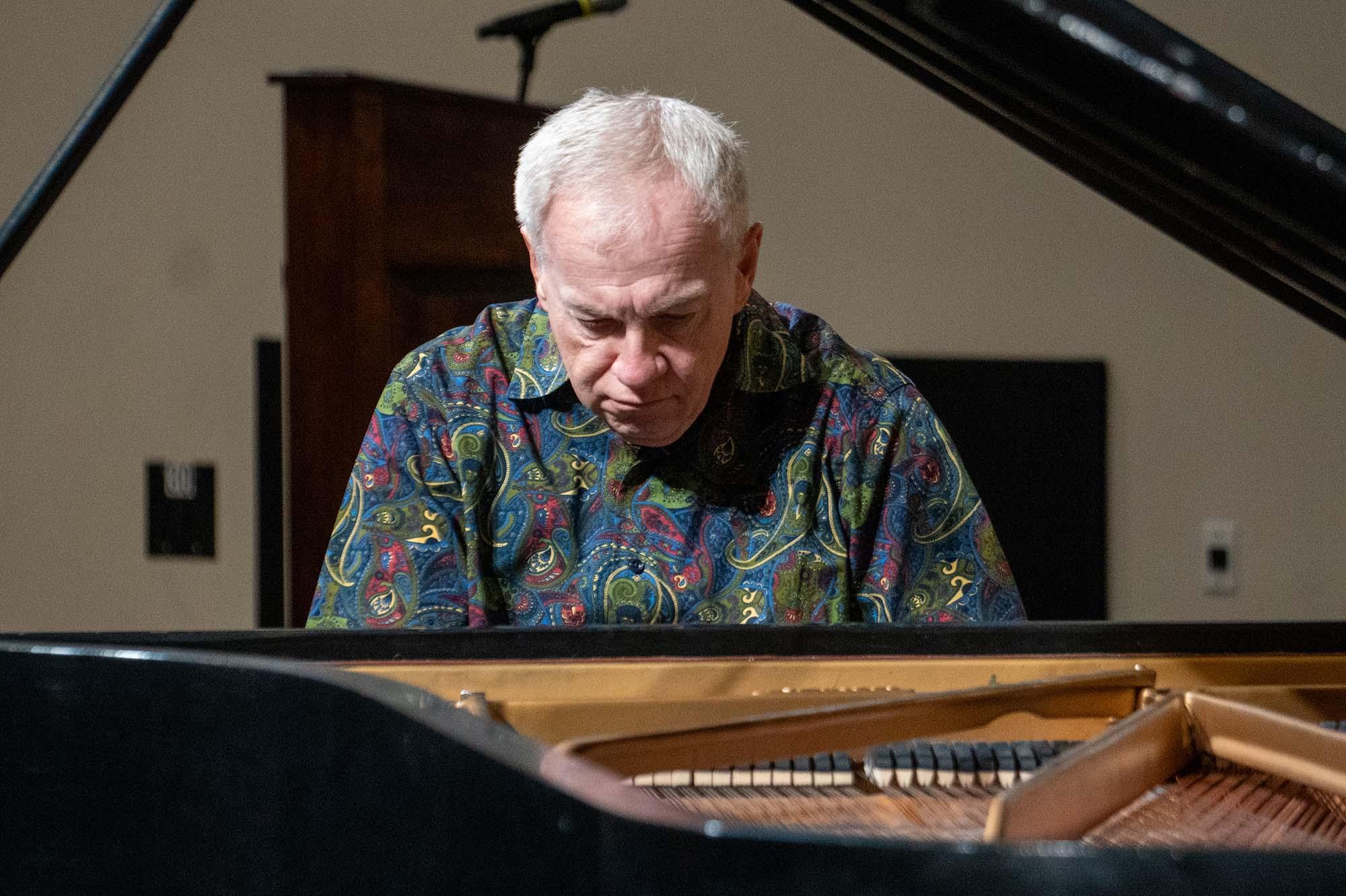 Anton Nel Playing the piano on the stage 