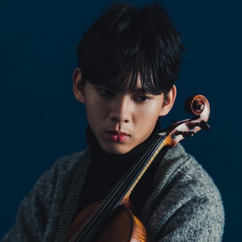 Sheng-Chieh Jason Lan poses with his viola