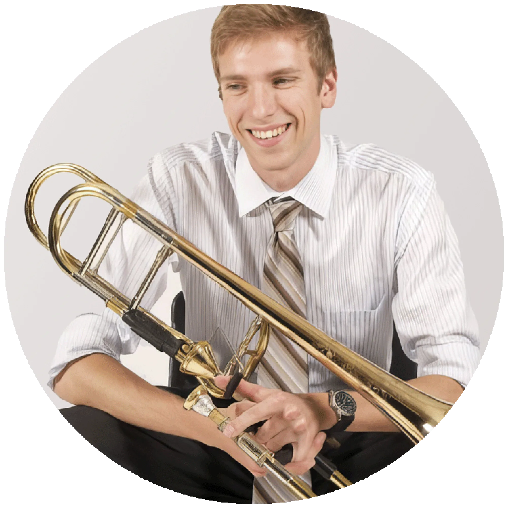 a headshot of Evan Sanekey