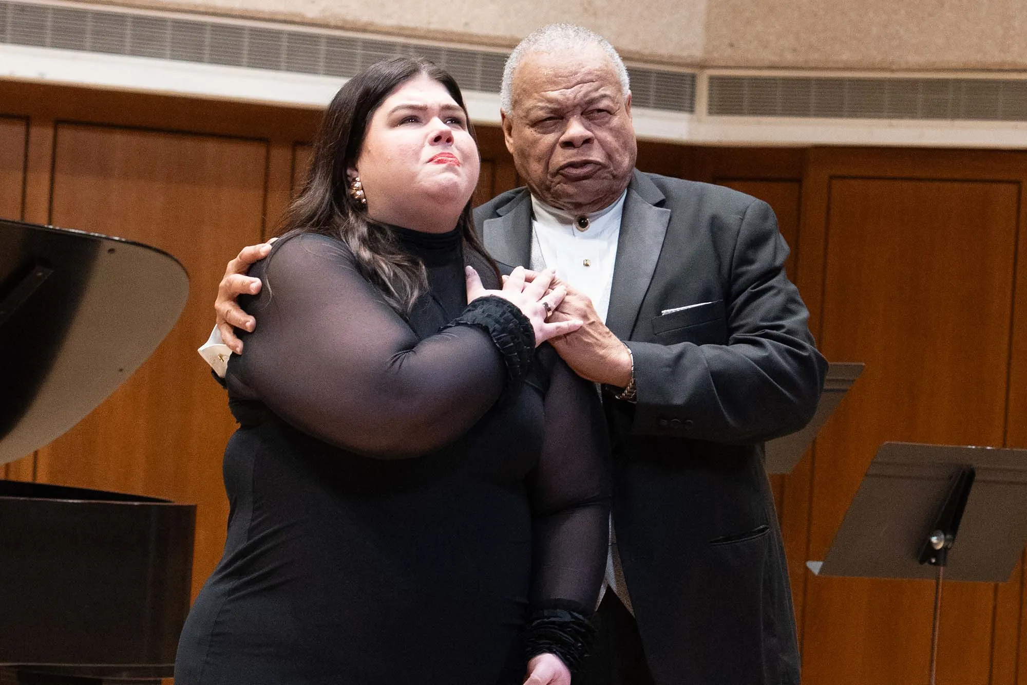 Two Opera Singers sing on stage