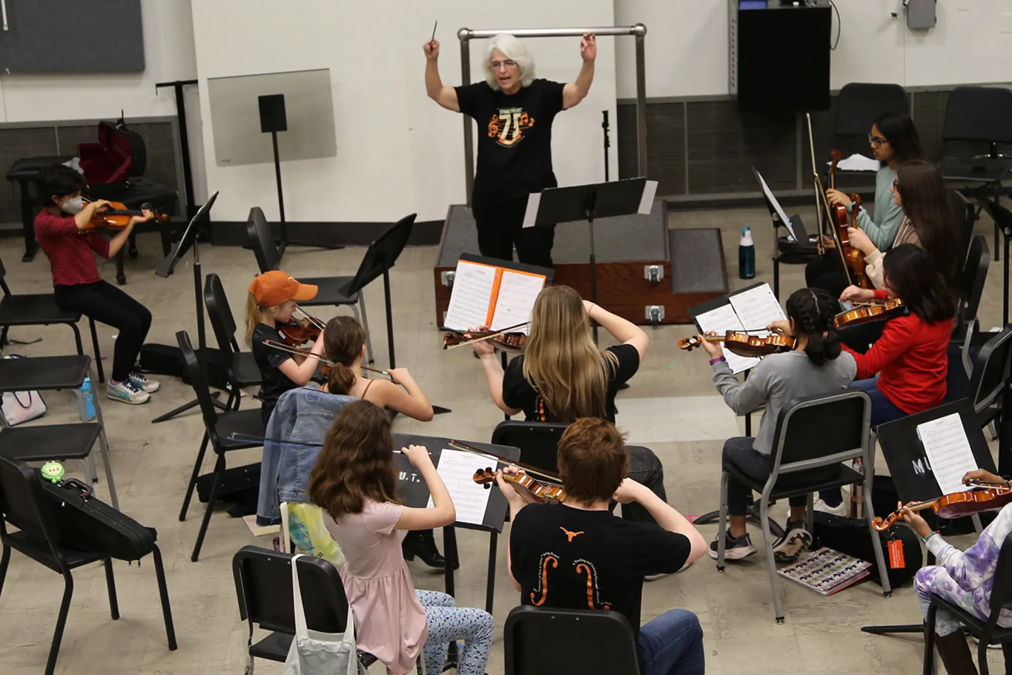Laurie Scott Conducting a chamber orchestra