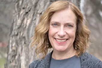 A portrait of Susan Thomas 