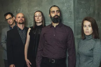a publicity photo of the members of Splinter Reed ensemble