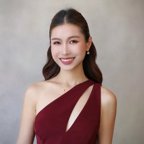 A headshot of Yuxin Liu