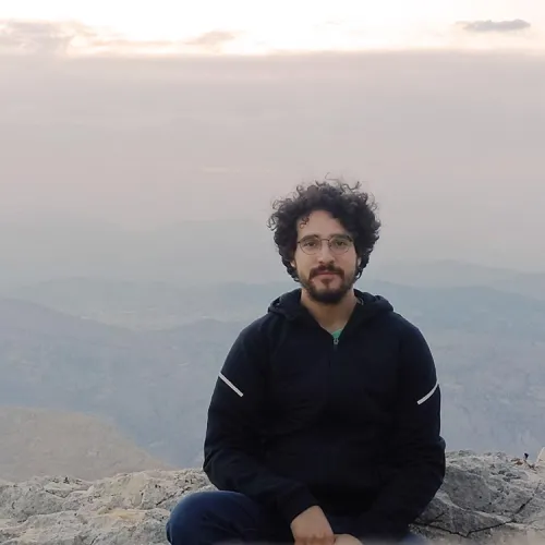 a headshot of Doruk Başoğlu