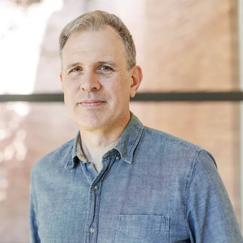 a headshot of Eric Drott