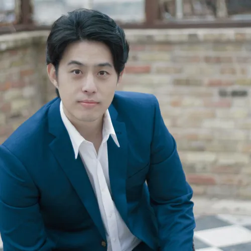 A headshot of Joseph Choi