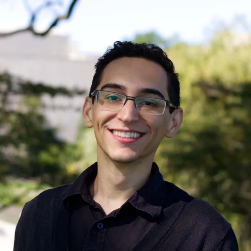 A headshot of Stefan Greenfield-Casas