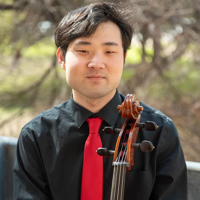 A headshot of Katsuaki Arakawa