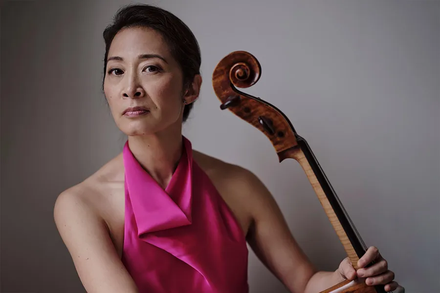 Headshot of Nina Lee with a Cello