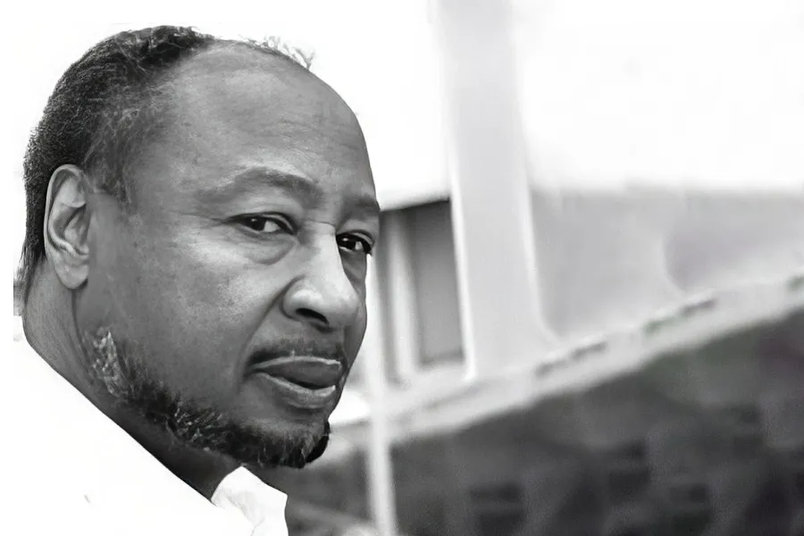 A black and white headshot of composer Robert Owens.