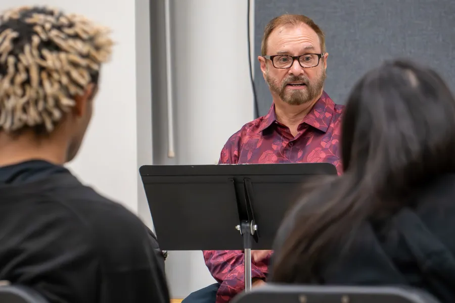 Jeffrey Jones-Ragona talking to a class 