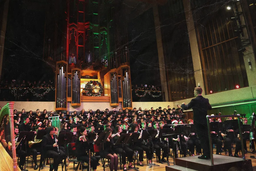 Chamber orchestra and Combined choirs perform in Bates